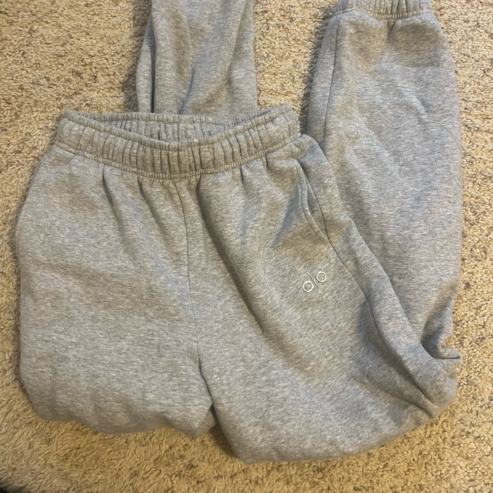 Gray Alo Yoga Sweatpants